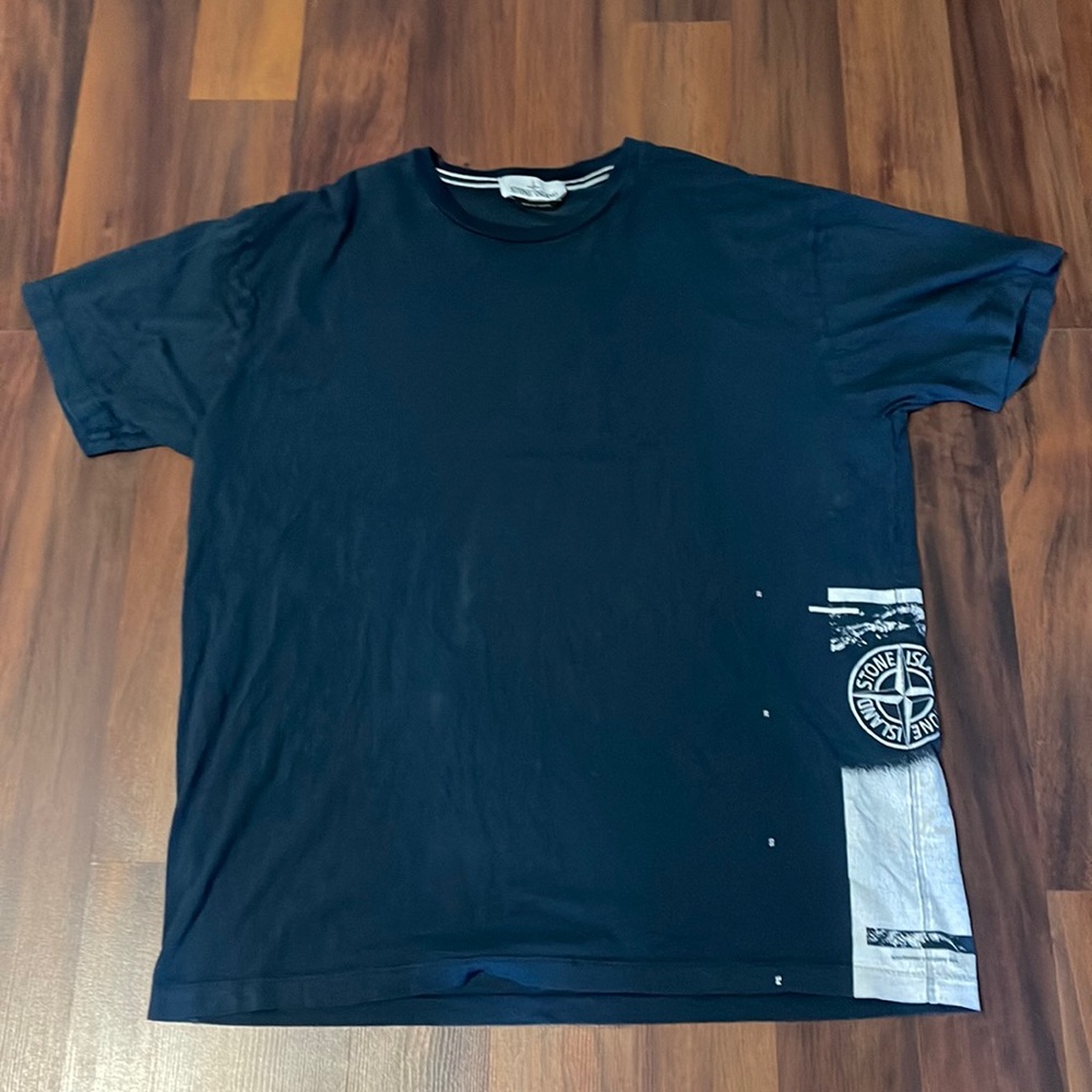 100% authentic Stone Island Mens XL Blue T-Shirt
